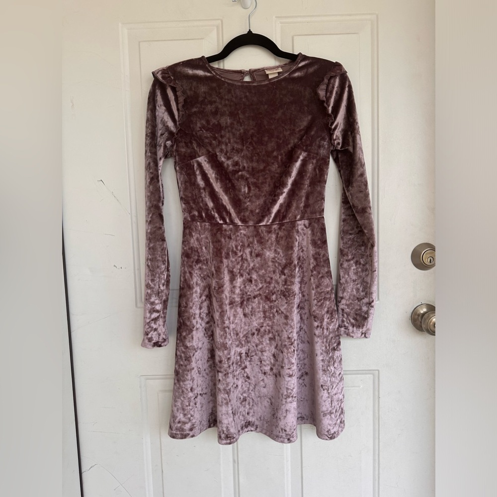 Mossimo supply Co. super soft dress with sleeves and ruffles Size XS
